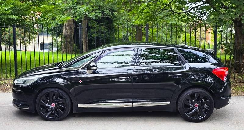 Used DS Automobiles DS5 Performance 180 HP (132 kW) 2018 Black Hatchback