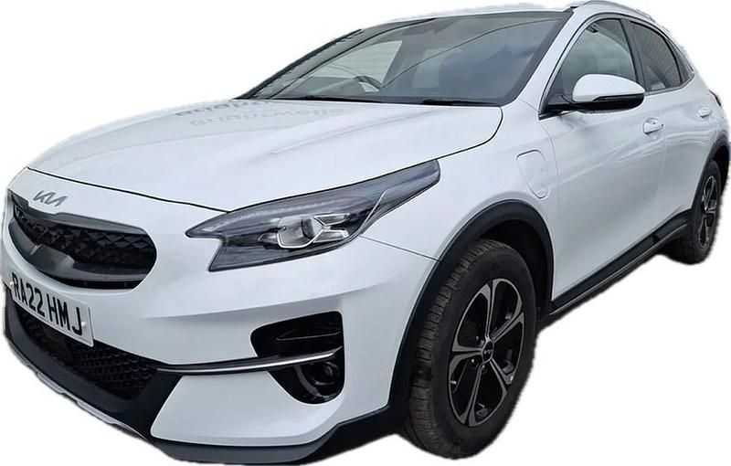 White Used 2022 Kia XCeed 3 SUV | £12,950 (Good price) - Image 1/4