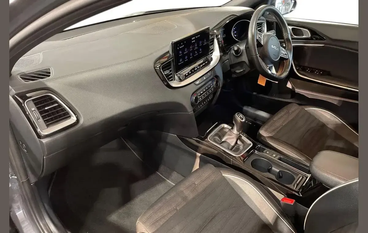 Used Kia XCeed GT-Line 158 HP (116 kW) 2023 Grey SUV