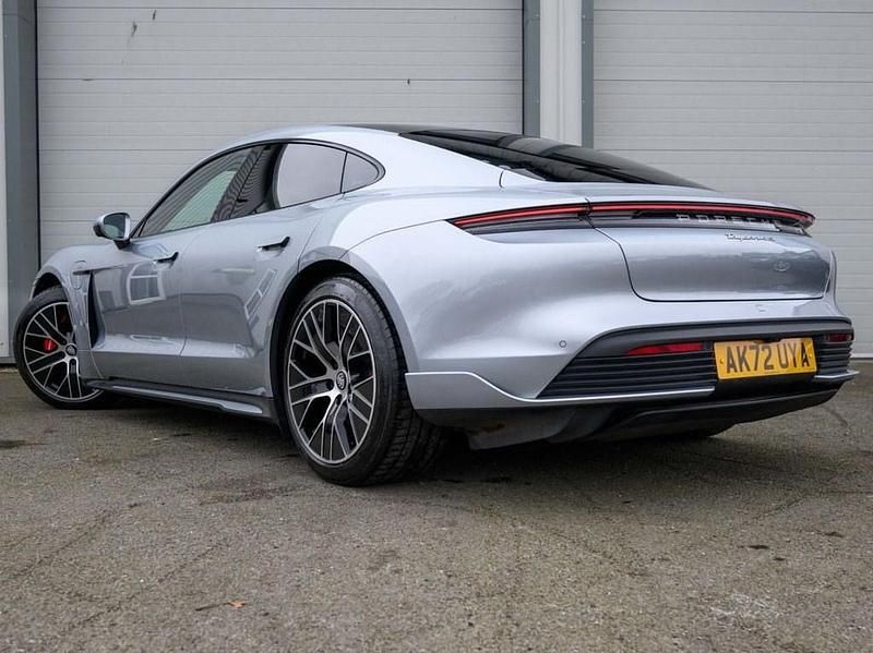 Used Porsche Taycan Performance Package 419 kW (571 HP) 2022 Silver Sedan