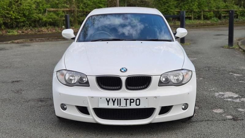 Used BMW 118 M Sport 2011 White Hatchback