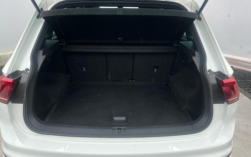 Used VW Tiguan R-line 150 HP (110 kW) 2018 White SUV