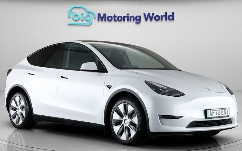 Used 2025 Tesla Model Y Long Range AWD SUV | £25,900 (Super price) - Image 1/4