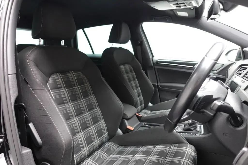 Used VW Golf VII GTD 184 HP (135 kW) 2016 Black Hatchback
