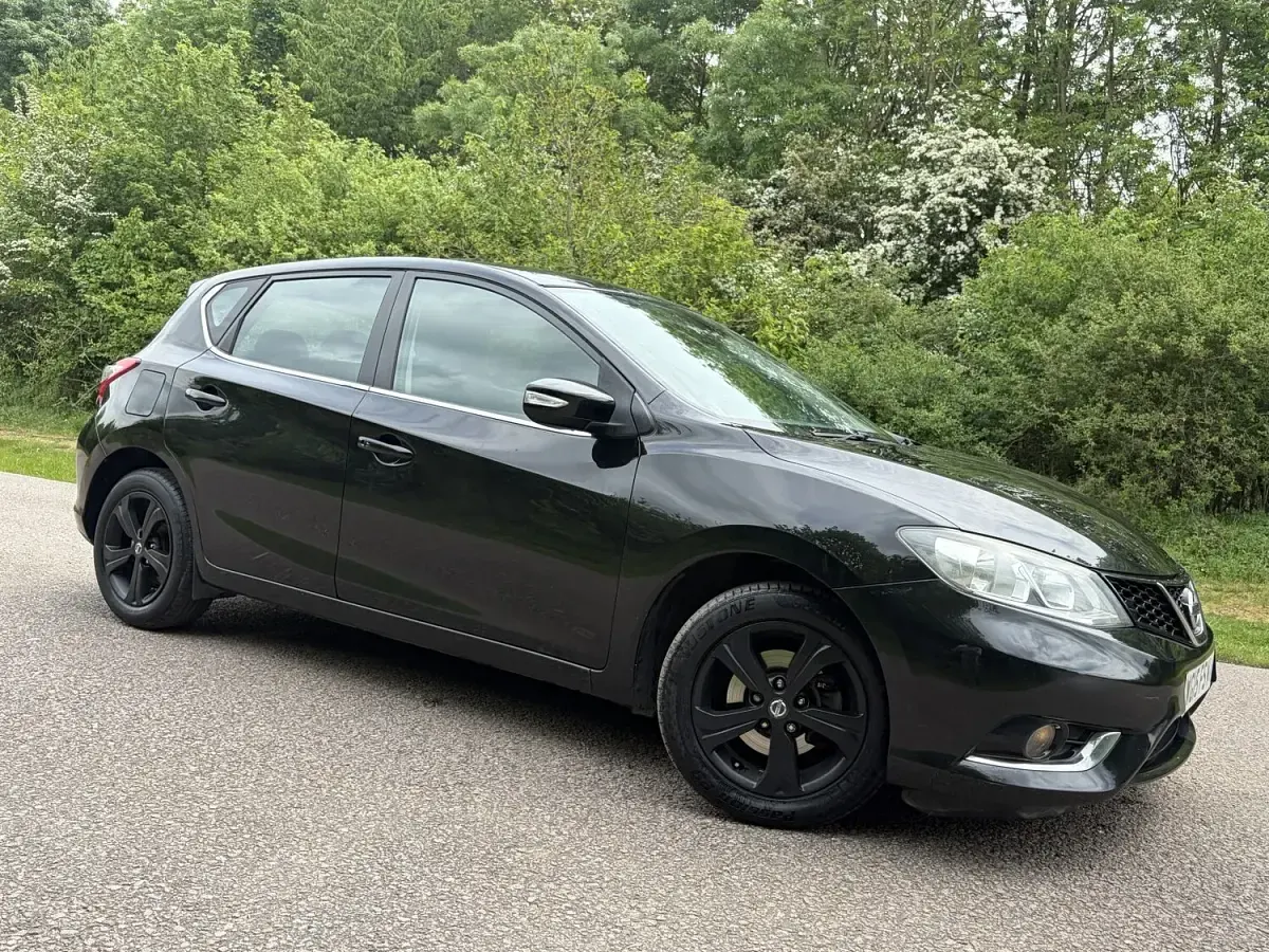 Used Nissan Pulsar Acenta 115 HP (84 kW) 2015 Black Hatchback