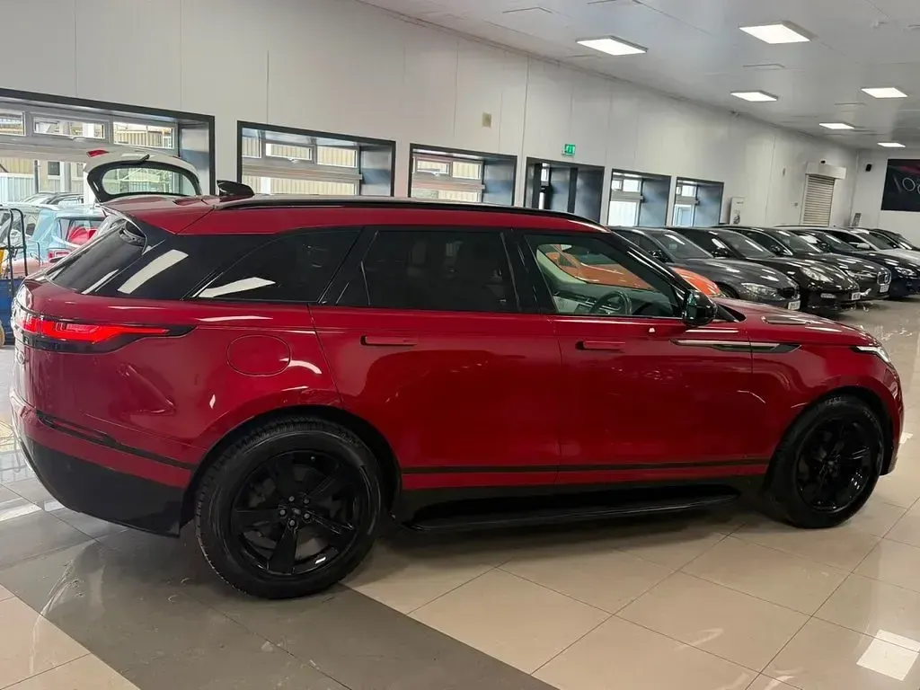 Used Land Rover Range Rover Velar R-Dynamic 240 HP (176 kW) 2020 Red SUV