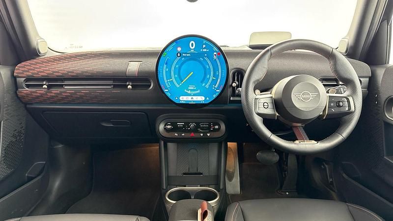 Used Mini Cooper Hatch 113 kW (154 HP) 2025 Black Hatchback