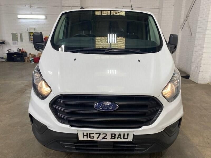Used Ford Transit Custom 105 HP (77 kW) 2022 White Van
