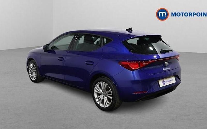 Used Seat Leon SE Dynamic 110 HP (80 kW) 2023 Hatchback