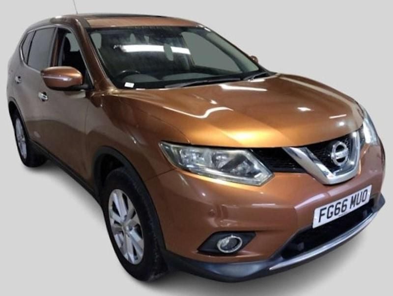 Orange Used 2016 Nissan X-Trail Acenta SUV | £8,495 (Good price) - Image 1/4