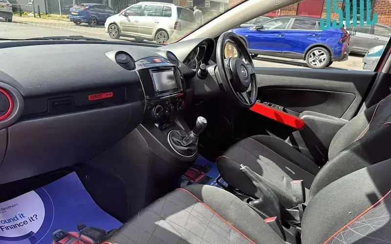 Gebraucht Mazda 2 Edition 84 PS (61 kW) 2014 Rot Kleinwagen