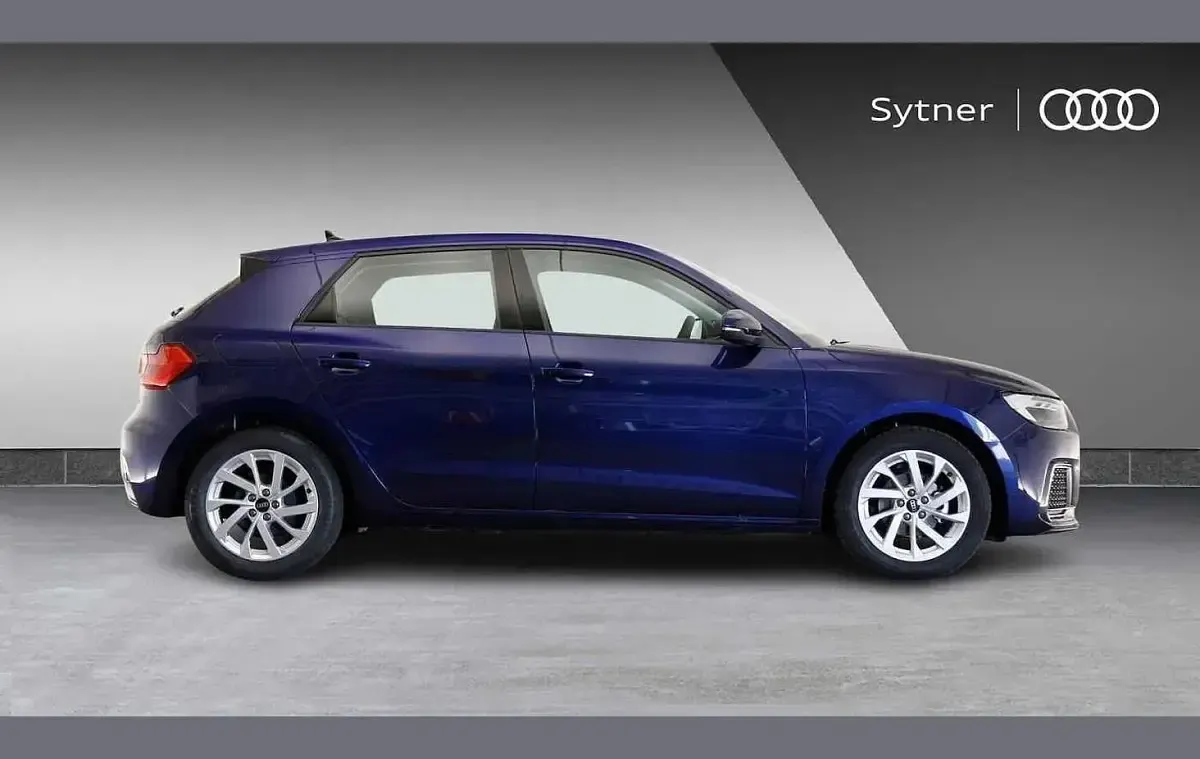 New Audi A1 Sport 94 HP (69 kW) 2026 Blue SUV
