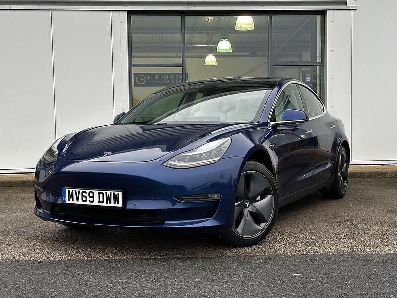 Used Tesla Model 3 Standard Range Plus 239 kW (325 HP) 2019 Blue Sedan