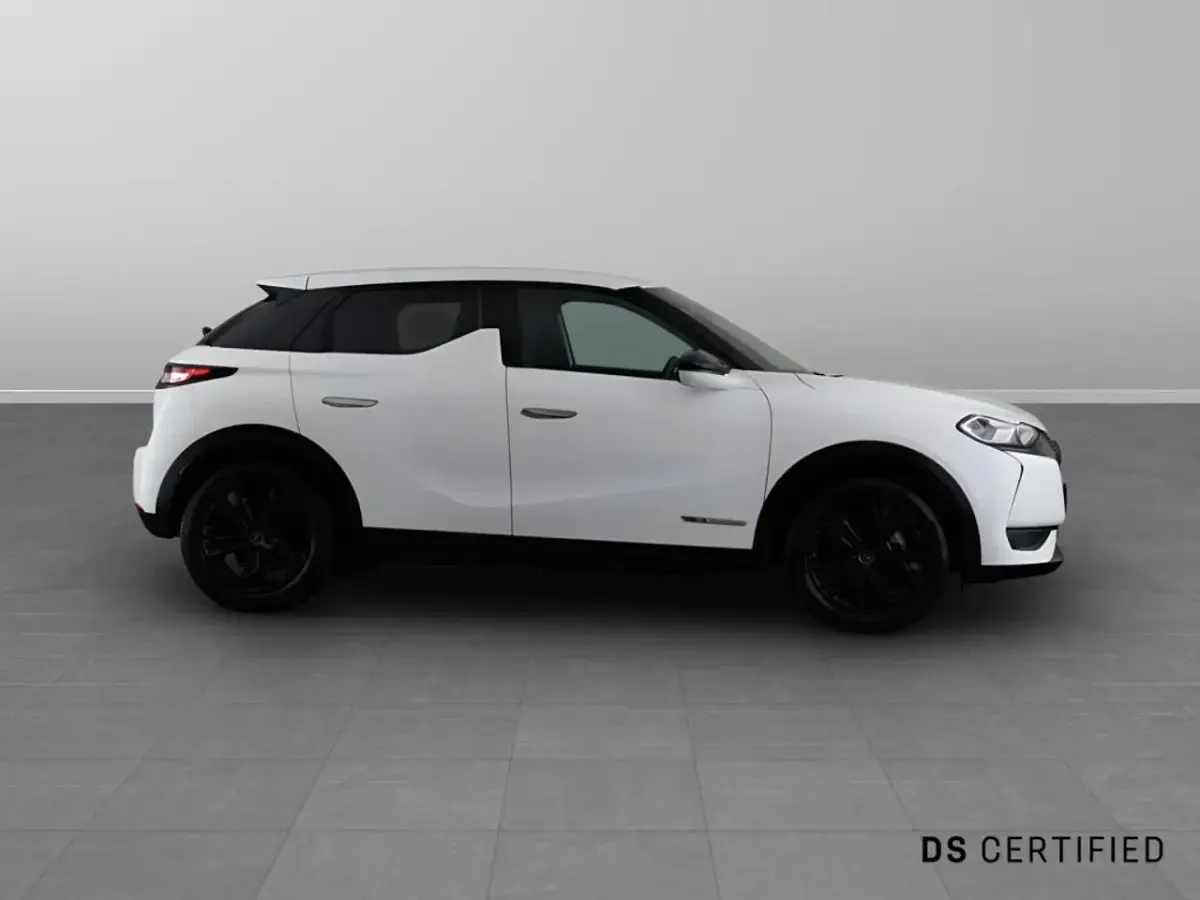 Used DS Automobiles DS3 Crossback E-Tense Performance 98 kW (134 HP) 2022 White SUV