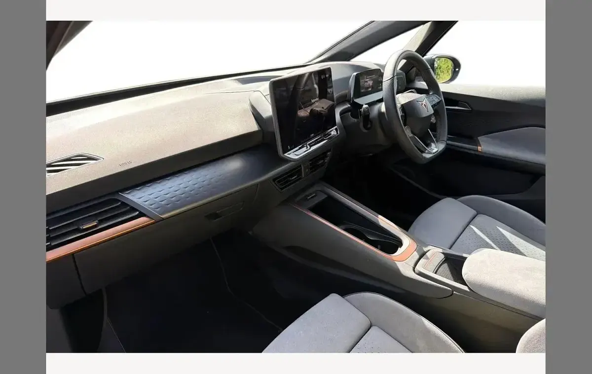 Used Cupra Born e-Boost 169 kW (231 HP) 2025 Black Hatchback