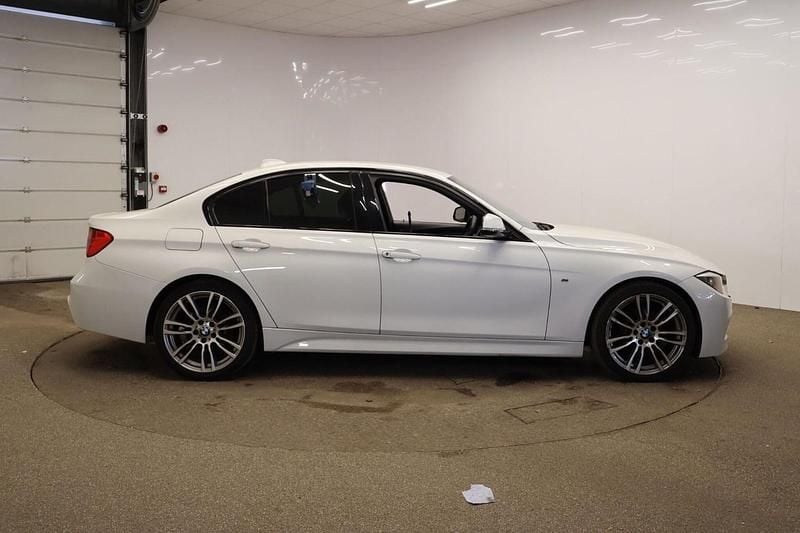 Begagnad BMW 320 M Sport 2015 Vit Sedan