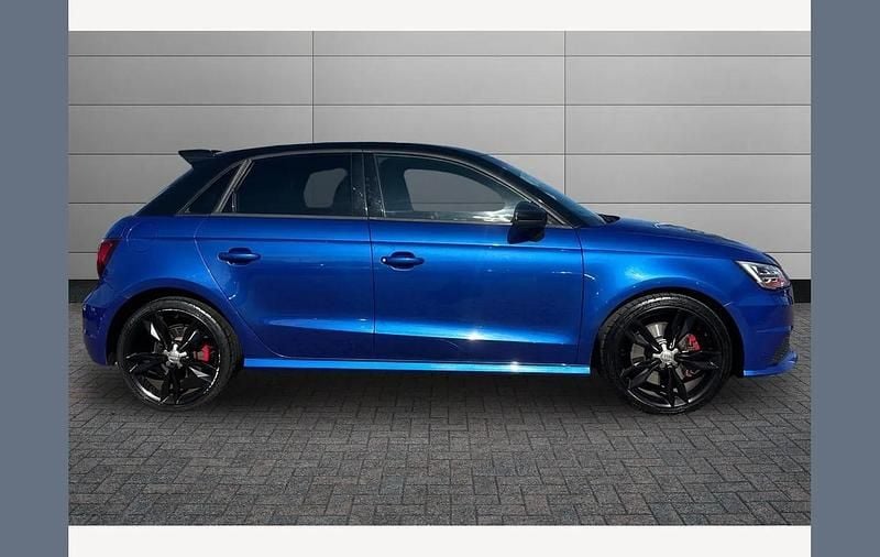 Used Audi S1 Comfort 231 HP (169 kW) 2016 Blue Hatchback