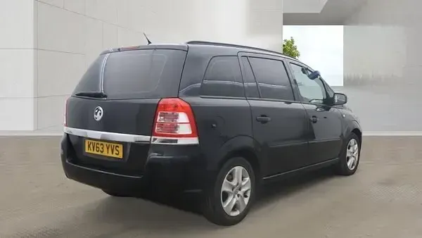 Used Vauxhall Zafira 115 HP (84 kW) 2013 Black MPV