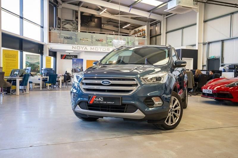 Used Ford Kuga Titanium 150 HP (110 kW) 2019 Blue SUV
