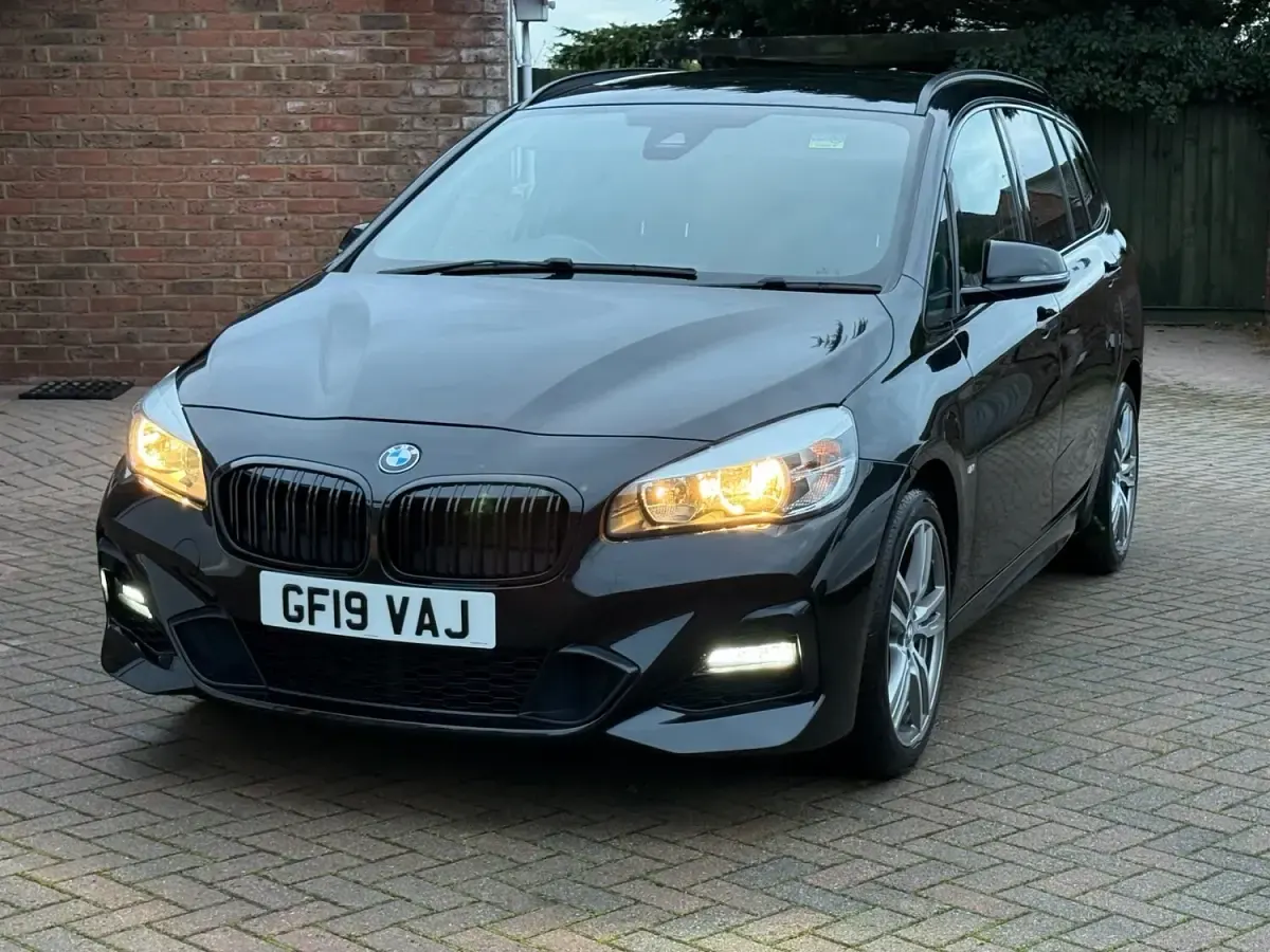 Używany BMW 218 M Sport 150 KM (110 kW) 2019 Czarny Kombi