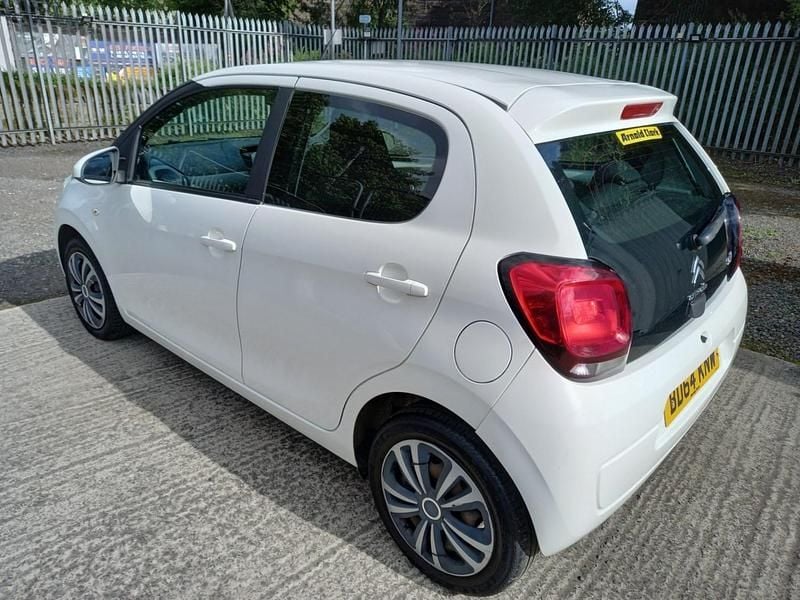 Used Citroën C1 Feel 68 HP (50 kW) 2014 White Hatchback