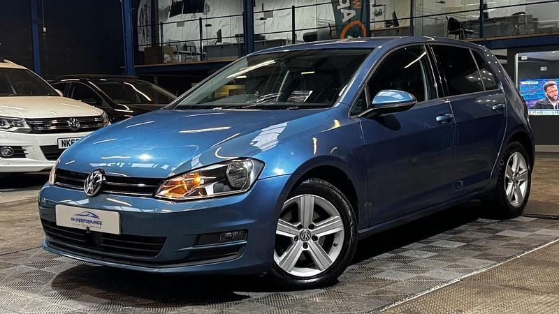 Used VW Golf VII Edition 110 HP (80 kW) 2016 Blue Hatchback