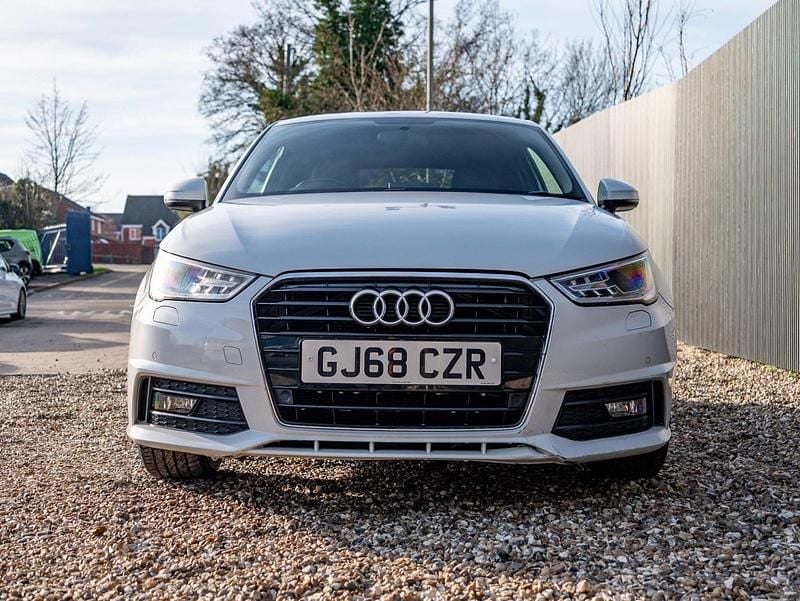 Usado Audi A1 S-Line 95 HP (69 kW) 2018 Branco Citadino