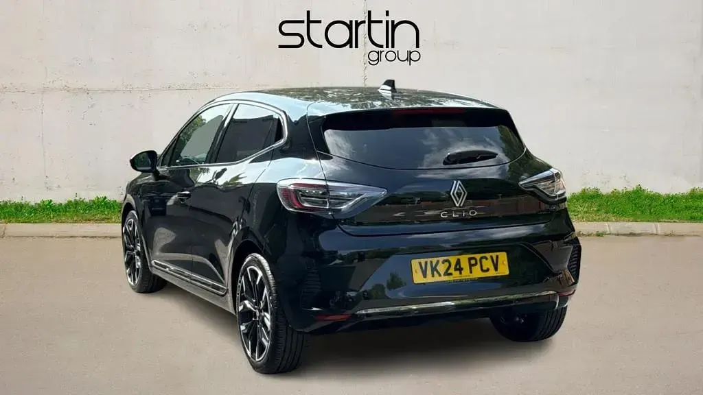 Used Renault Clio V Techno 2024 Black Hatchback