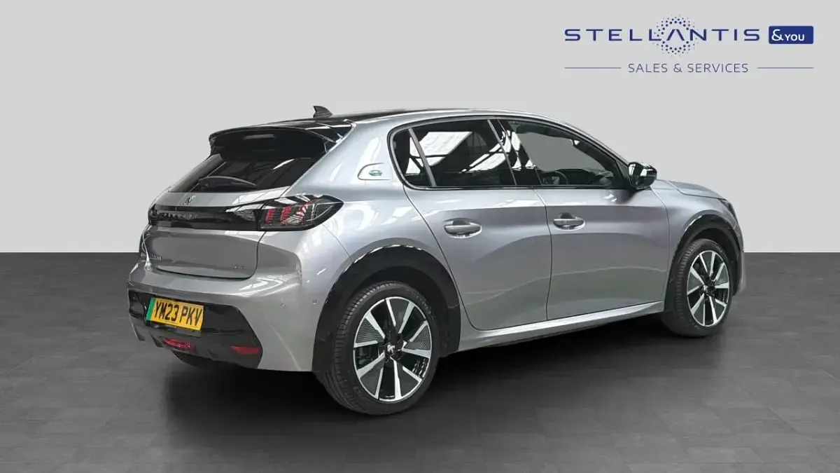 Used Peugeot e-208 Premium 98 kW (134 HP) 2023 Grey Hatchback