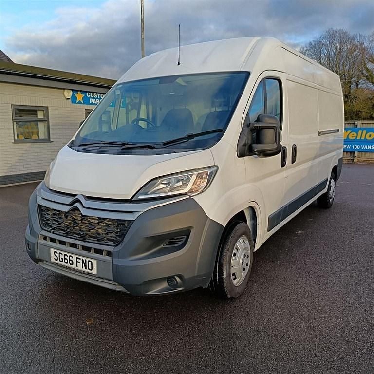 Used Citroën Relay 130 HP (95 kW) 2016 White Van