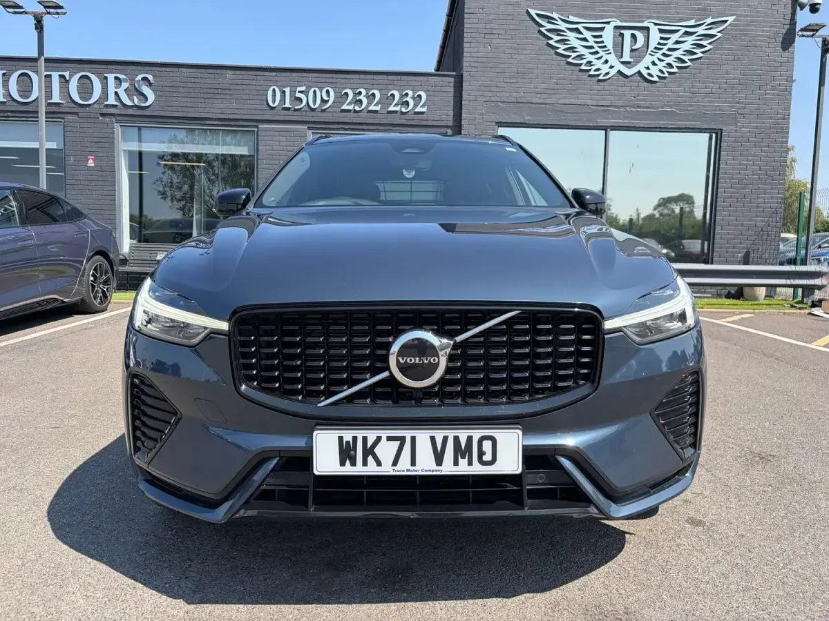 Used Volvo XC60 R-Design 2021 Blue SUV
