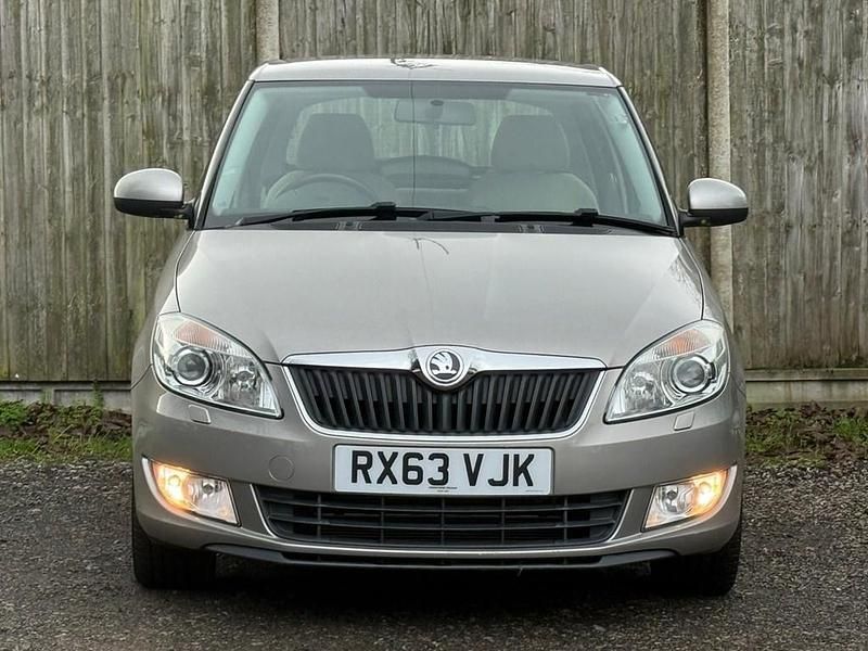 Used Skoda Fabia Elegance 105 HP (77 kW) 2013 Beige Hatchback