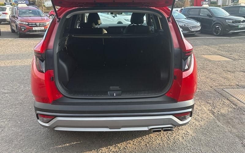 Usado Hyundai Tucson Advanced 160 HP (117 kW) 2024 Vermelho SUV