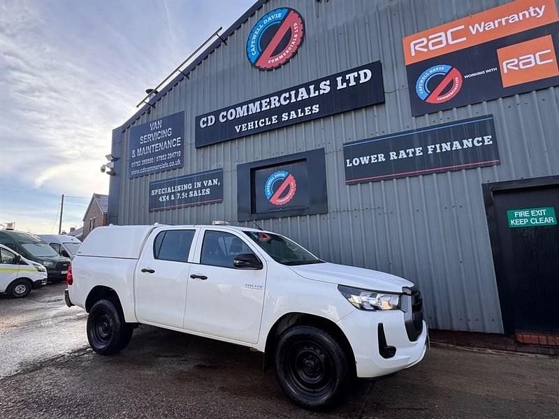 White Used 2021 Toyota HiLux Active Pickup | £16,495 (Good price) - Image 1/3