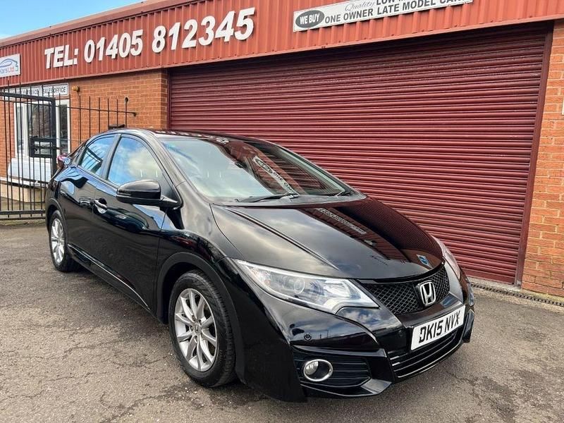 Black Used 2015 Honda Civic SE Plus Hatchback | £6,989 (Fair price) - Image 1/4