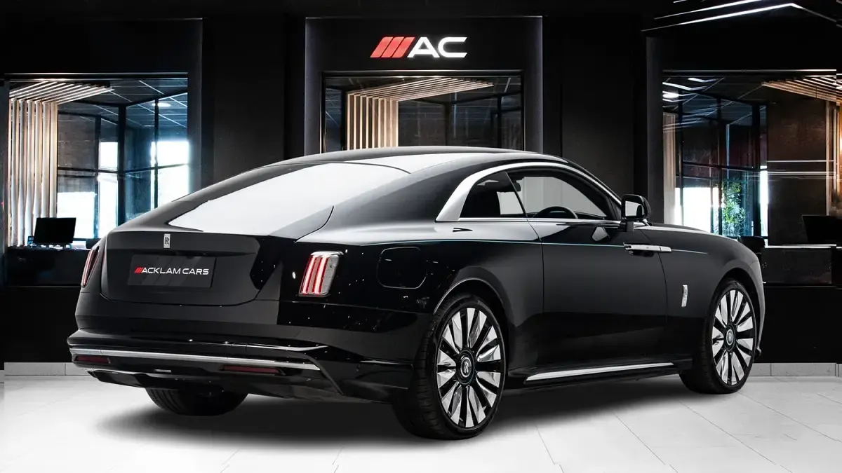 Used Rolls Royce Spectre 430 kW (585 HP) 2024 Black Coupe