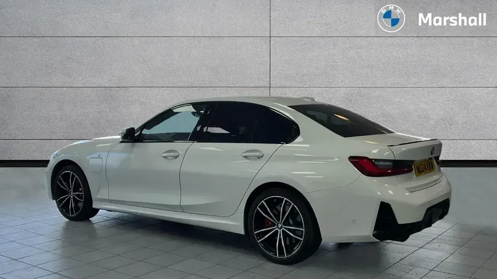 Used BMW 330 M Sport 288 HP (211 kW) 2024 White