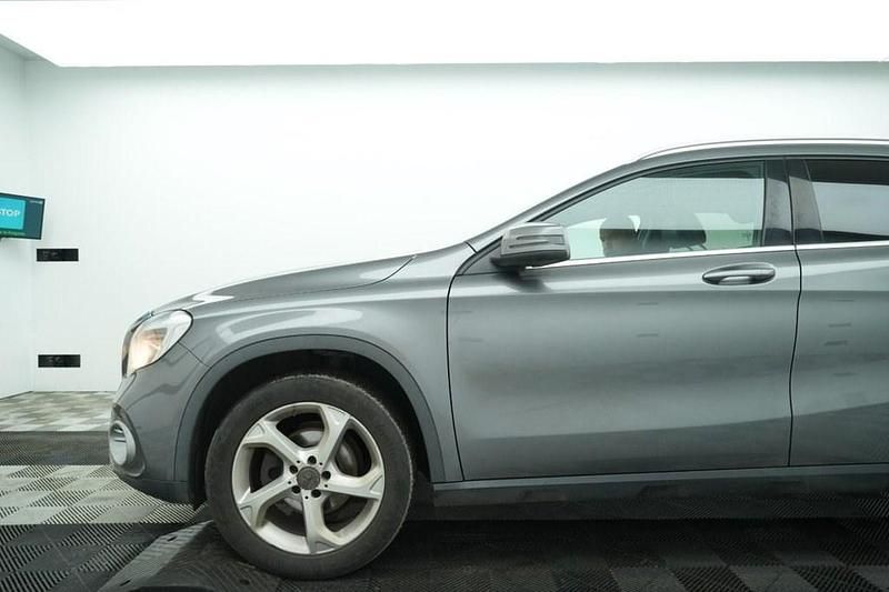 Used Mercedes GLA200 136 HP (100 kW) 2017 Grey SUV