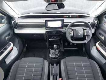 Ny Citroën C3 100 HK (73 kW) 2026 Svart SUV
