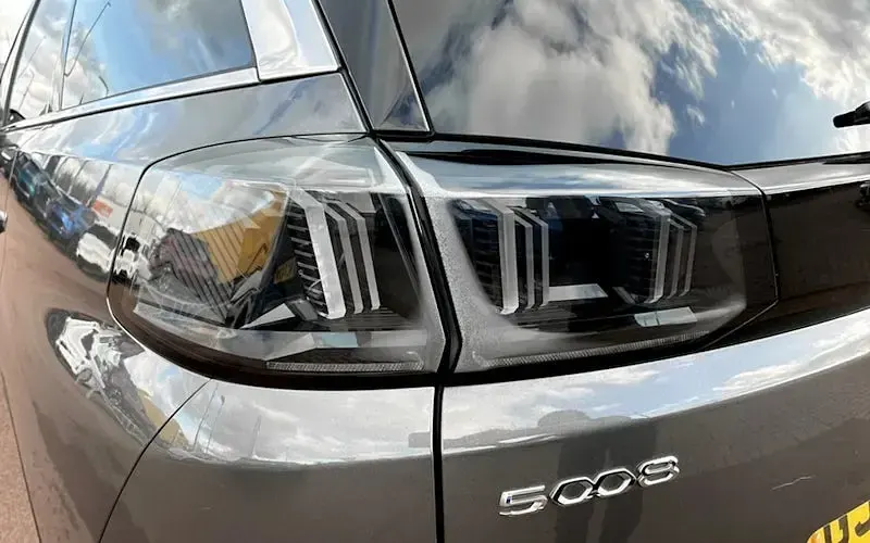 Used Peugeot 5008 Premium 131 HP (96 kW) 2022 Grey SUV
