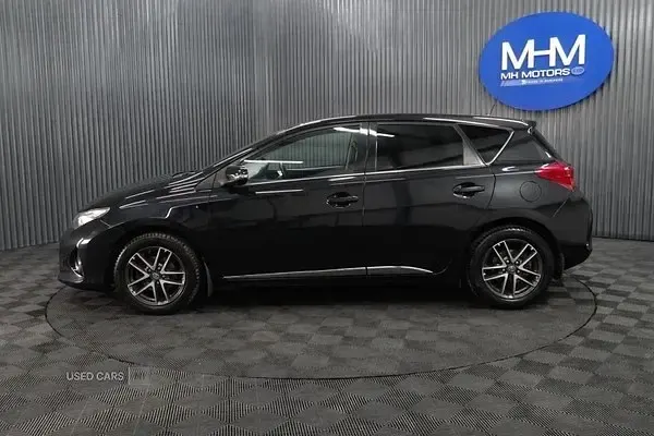Usado Toyota Auris 2014 Preto Citadino