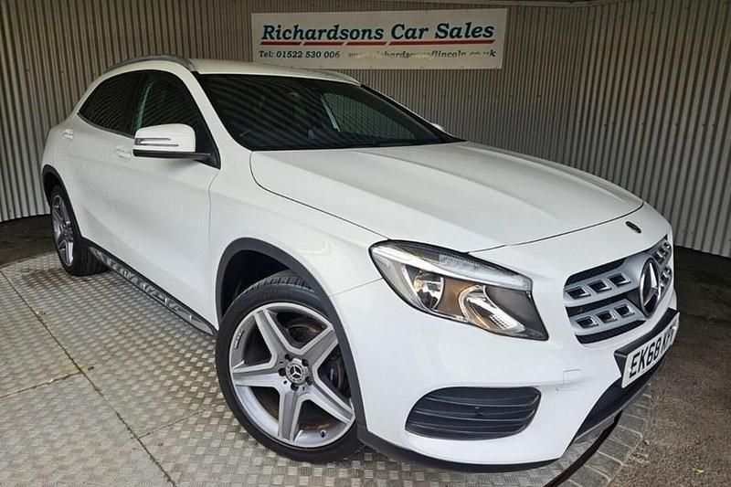 Used Mercedes GLA200 AMG line 156 HP (114 kW) 2018 White SUV