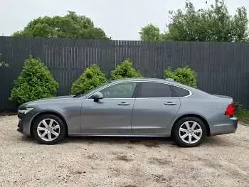 Used Volvo S90 Momentum 190 HP (139 kW) 2019 Grey Sedan