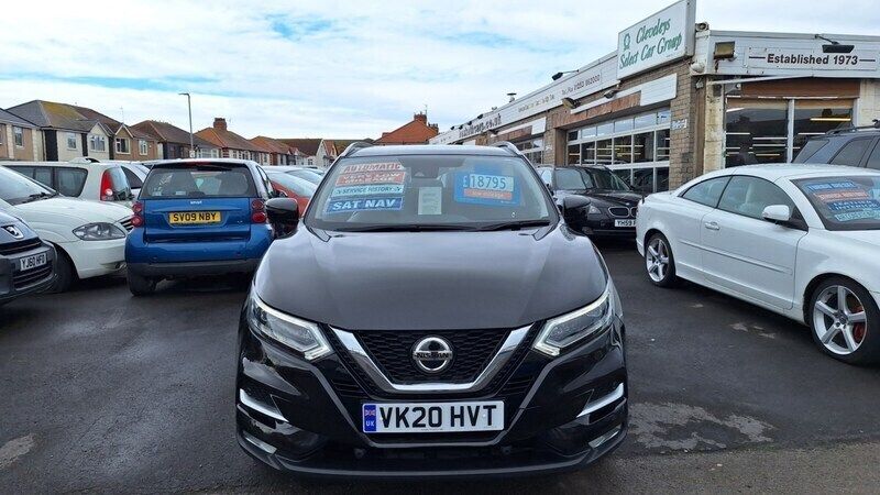 Black Used 2020 Nissan Qashqai Tekna SUV | £17,995 (A bit pricey) - Image 1/4