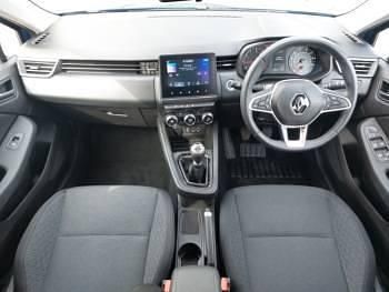 Used Renault Clio V Iconic 90 HP (66 kW) 2021 Blue Hatchback