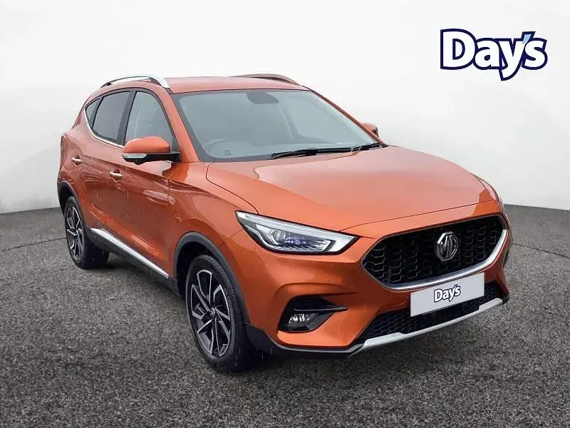 Used MG ZS Exclusive 106 HP (77 kW) 2023 Orange SUV