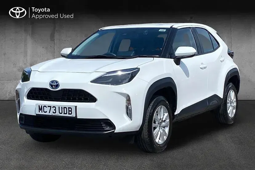 Used Toyota Yaris Cross 116 HP (85 kW) 2023 White SUV