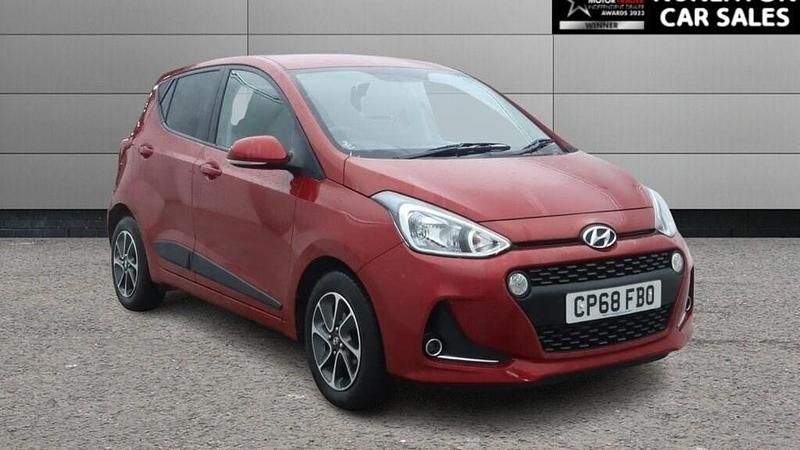 Used Hyundai i10 Premium 87 HP (63 kW) 2018 Red Hatchback