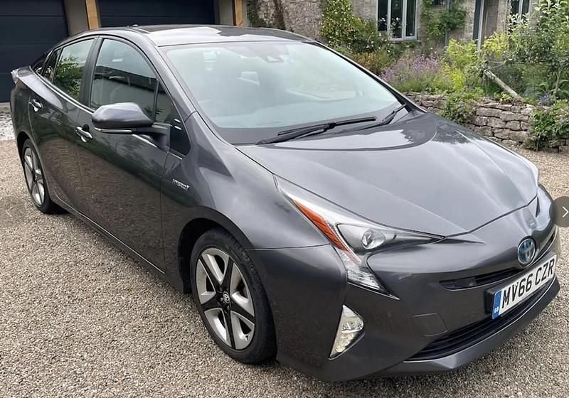 Grey Used 2016 Toyota Prius Hatchback | £13,199 (Fair price) - Image 1/1