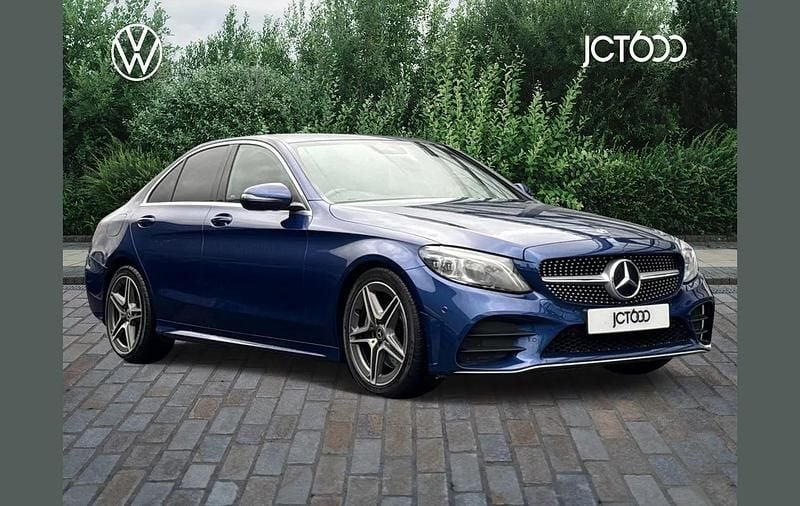 Used Mercedes C300 AMG Line Premium 241 HP (177 kW) 2019 Blue Sedan